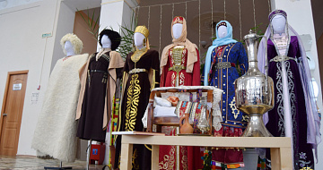 Выставка национальных костюмов народов России в г.Гороховец (отчет)